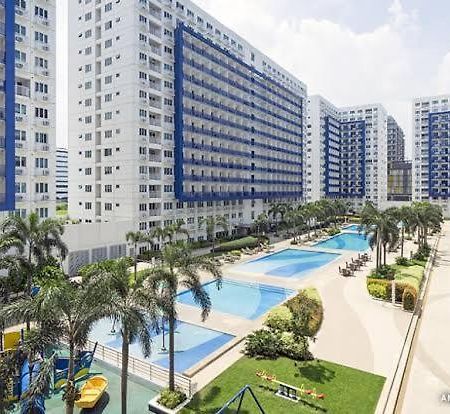 Condodeal At Sea Residences Manila Exterior photo
