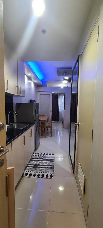 Condodeal At Sea Residences Manila Exterior photo