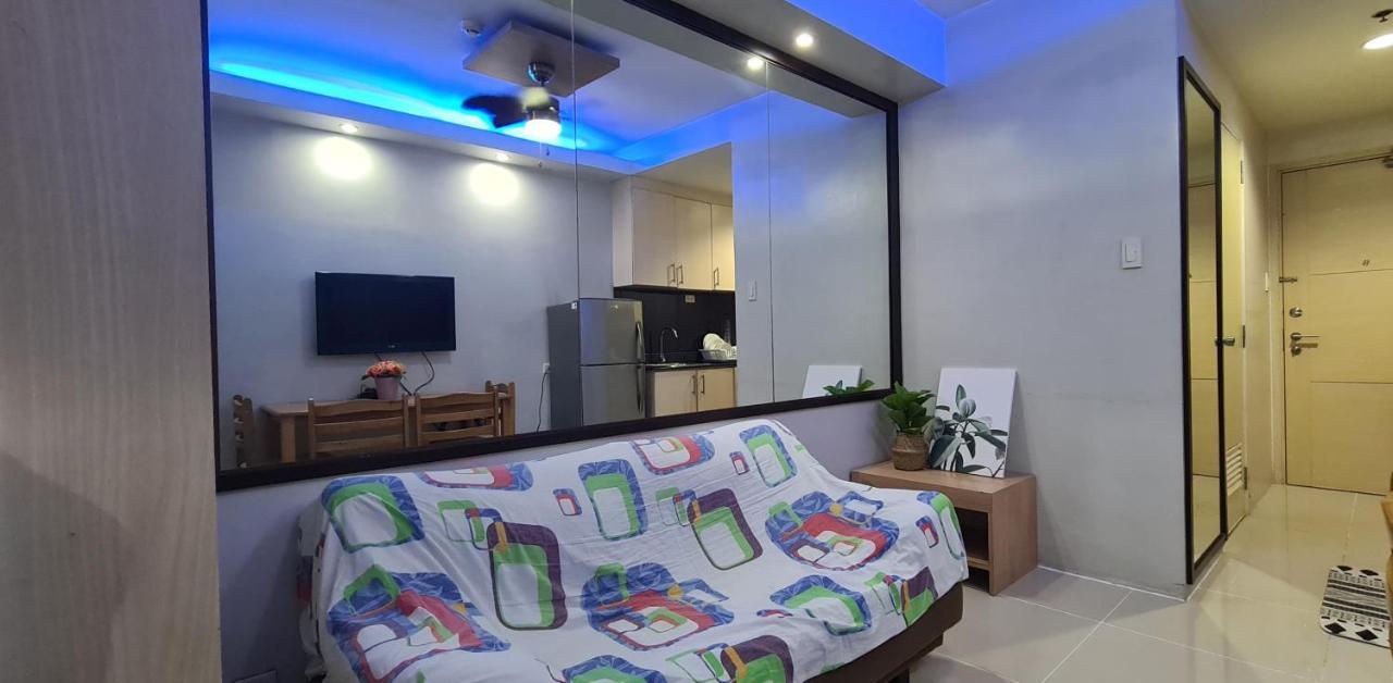 Condodeal At Sea Residences Manila Exterior photo